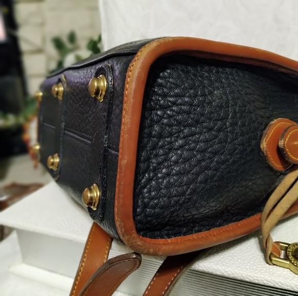 Dooney & Bourke Vintage All Weather Leather purse - Picture 7 of 16